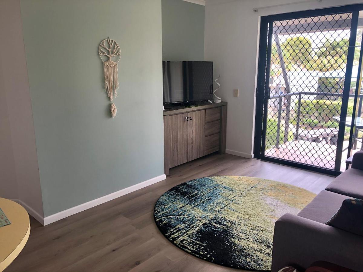 נוסוויל Apartment In 4* Resort - Pool Views - Great Location מראה חיצוני תמונה